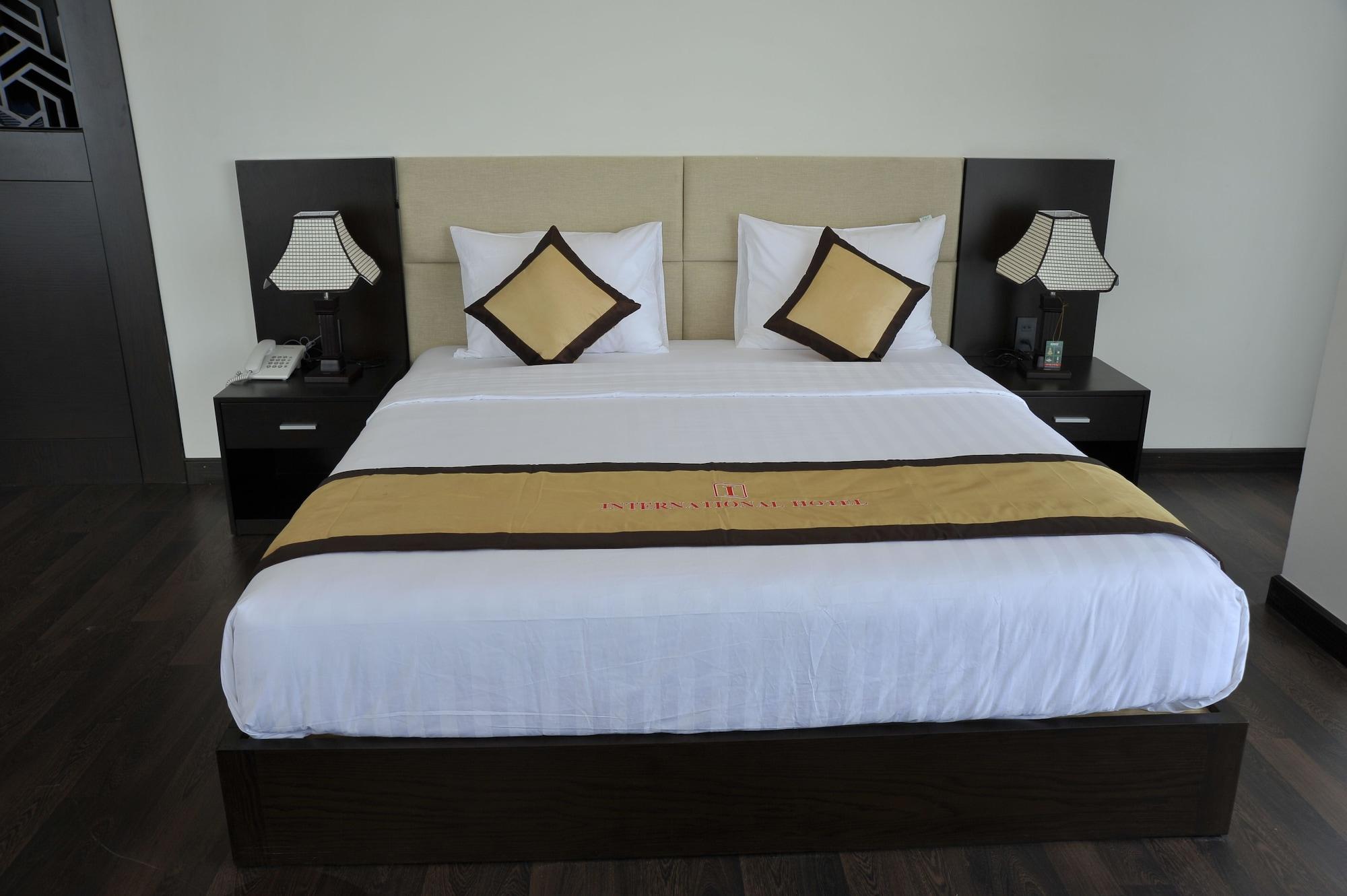 International Hotel Кан То Екстериор снимка