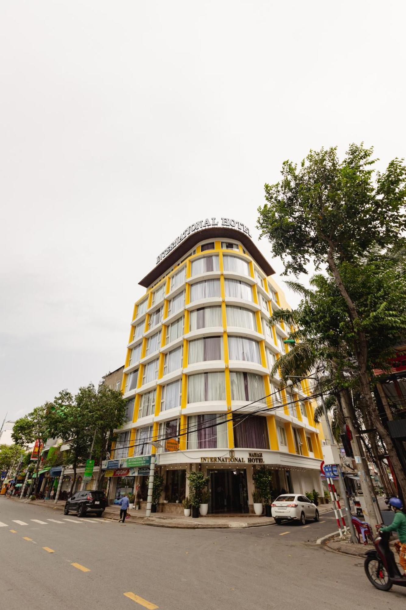 International Hotel Кан То Екстериор снимка