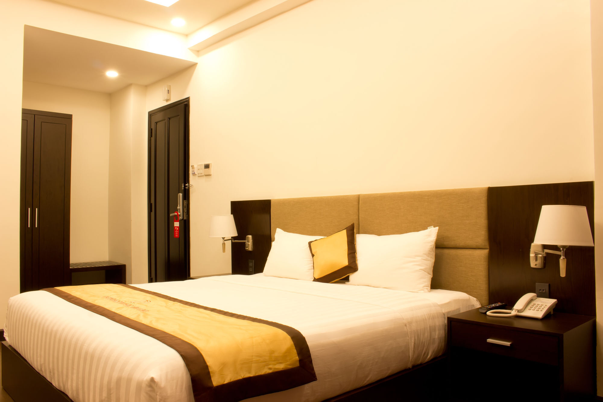 International Hotel Кан То Екстериор снимка