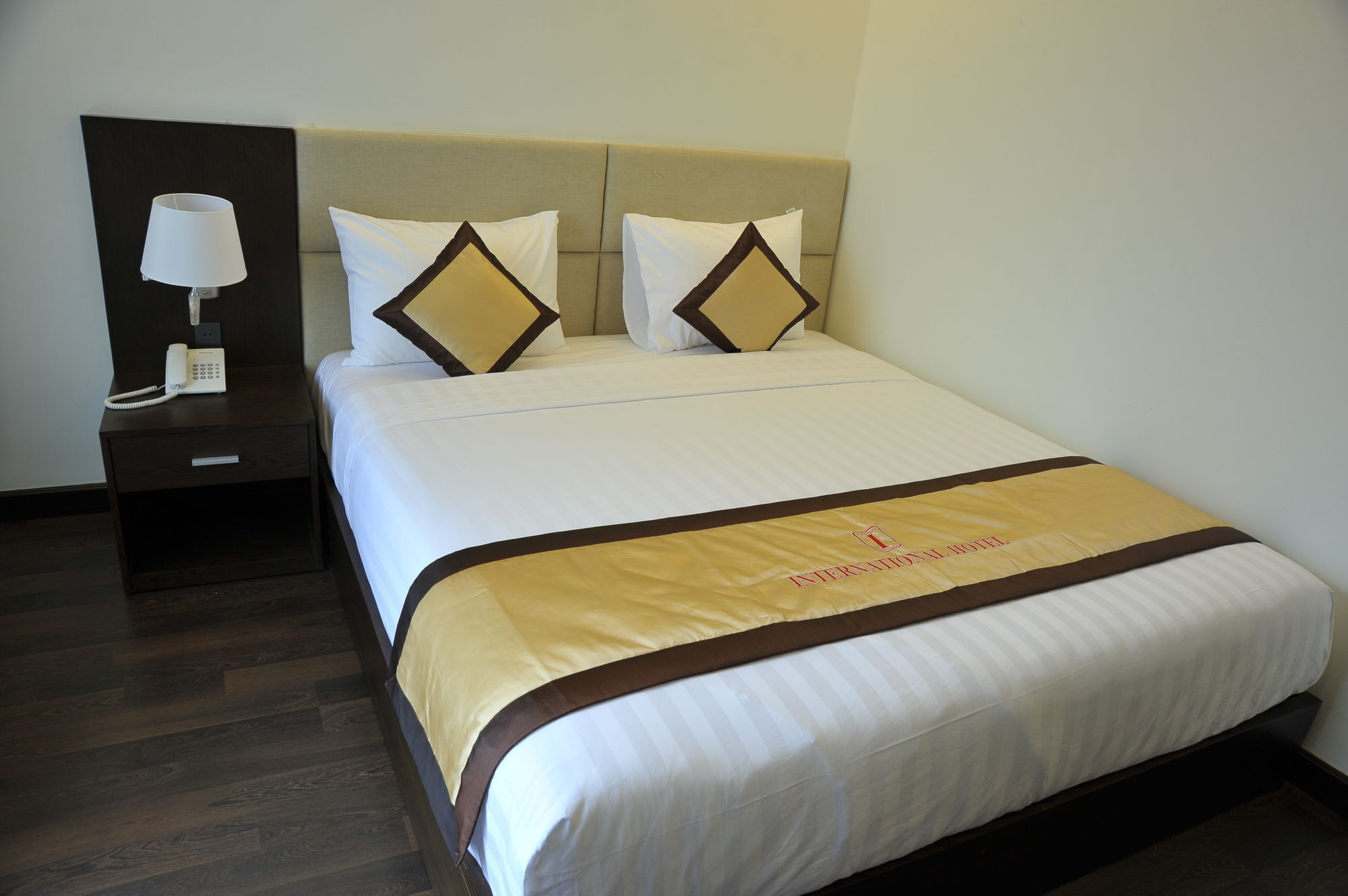 International Hotel Кан То Екстериор снимка